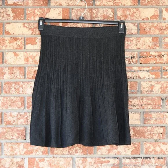 CAbi Pleated Sweater Skirt - Picture 1 of 3